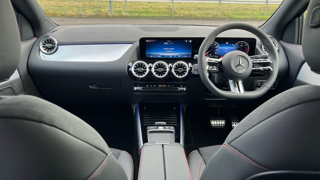 Mercedes-Benz GLA Class 2.0 Gla220d Amg Line Premium Plus Suv KX25UXM Grey #13