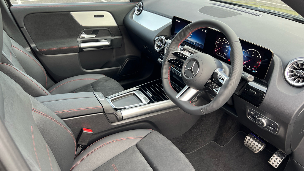 Mercedes-Benz GLA Class 2.0 Gla220d Amg Line Premium Plus Suv KX25UXM Grey #9