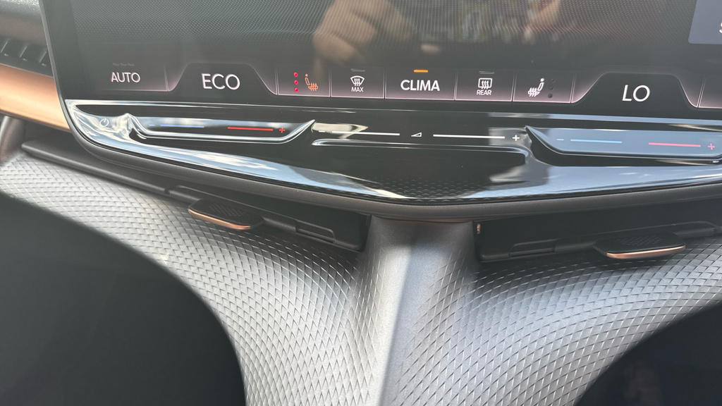 Cupra Tavascan 250Kw Vz2 77Kwh Awd Blue #31