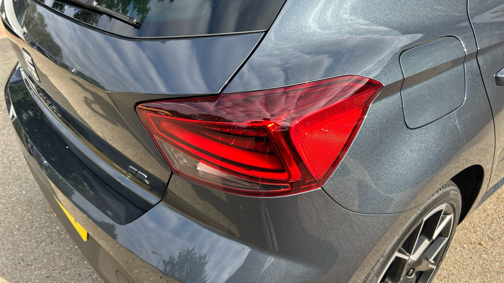 Seat Ibiza 1.0 Tsi 115 Fr First Edition Dsg Black #37