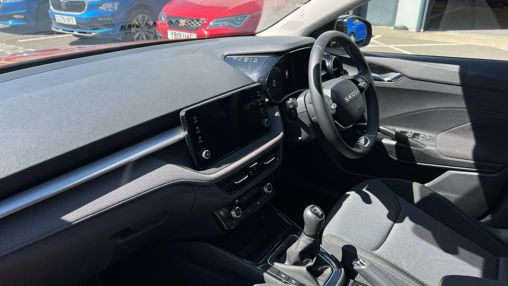 Skoda Fabia 1.0 Tsi 116 Se Edition Dsg Black #10