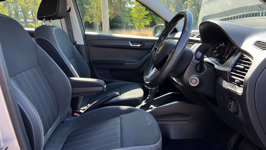 Skoda Fabia 1.0 Tsi Monte Carlo Red #33