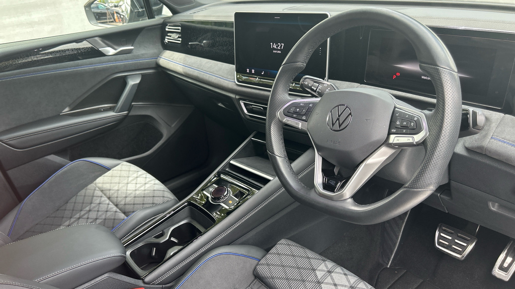 Volkswagen Tiguan R-line White #9