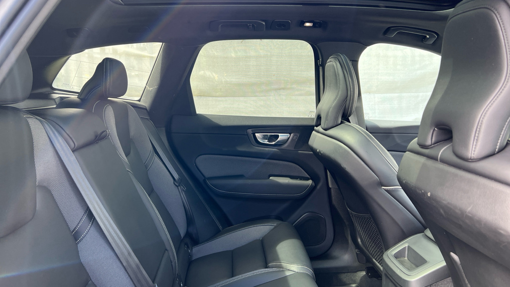Volvo XC60 2.0 B4d R Design Awd Geartronic Silver #27