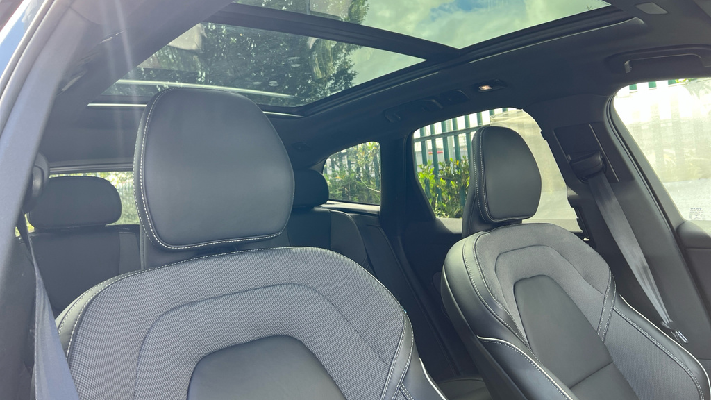 Volvo XC60 2.0 B4d R Design Awd Geartronic Silver #38