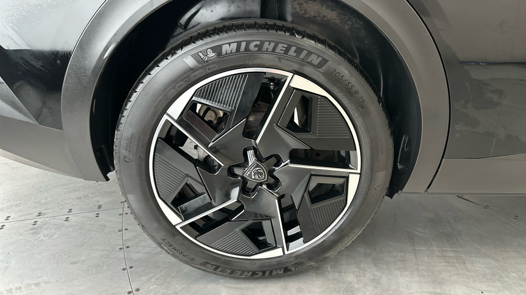 Peugeot 408 1.2 Puretech Gt Eat8 White #26