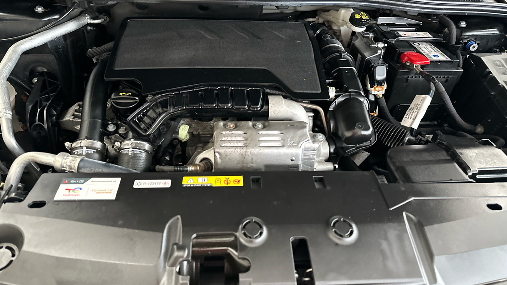 Peugeot 408 1.2 Puretech Gt Eat8 White #23