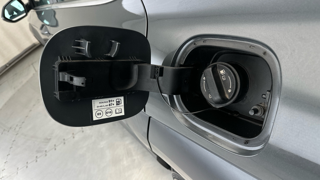 Hyundai Kona 218Ps Ultimate Red #27