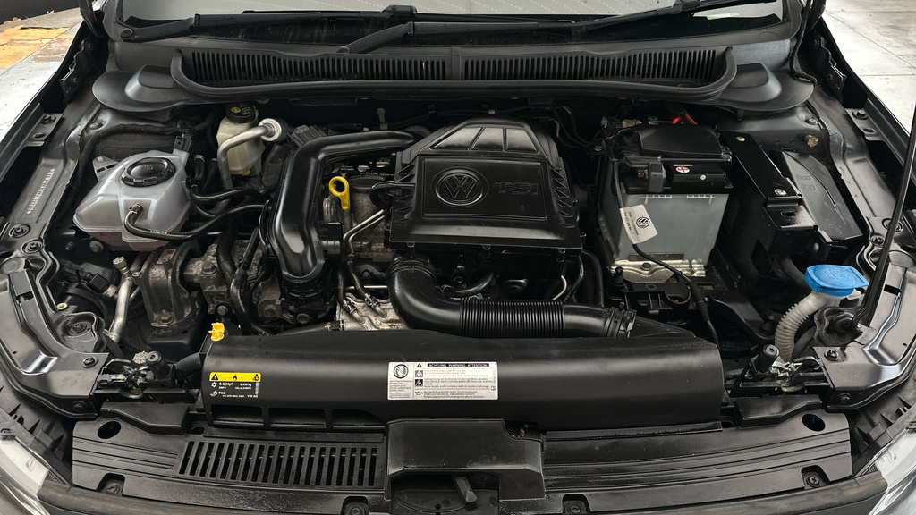 Volkswagen Polo 1L Se Orange #22