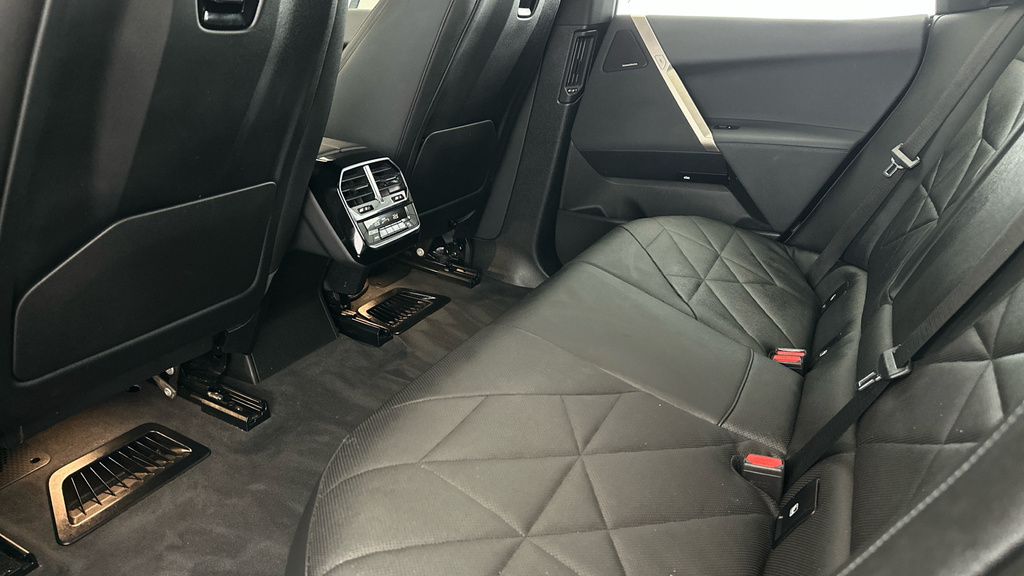 BMW iX 40 76.6Kwh M Sport Edition Xdrive Blue #25