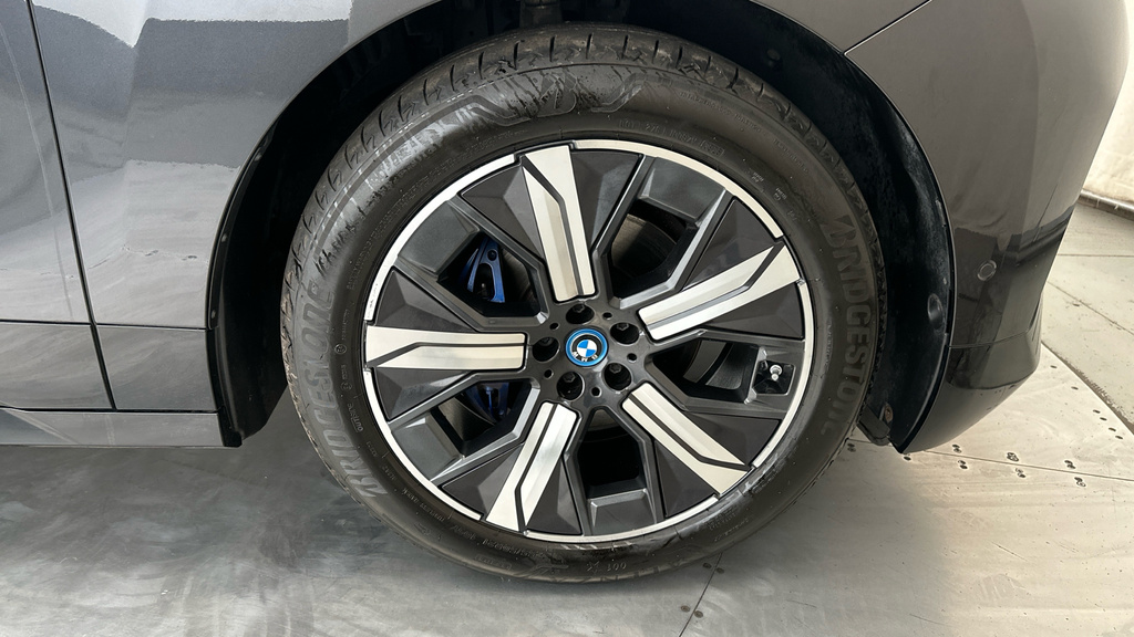 BMW iX 40 76.6Kwh M Sport Edition Xdrive Blue #31