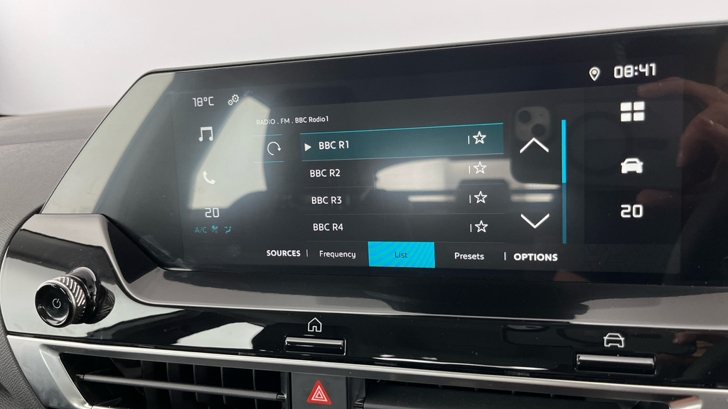 Citroen e-C4 50Kwh C-series Edition 7.4Kw Charger - Black #15