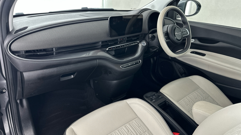 Fiat 500E 42Kwh La Prima Hatchback 118 Ps Green #14