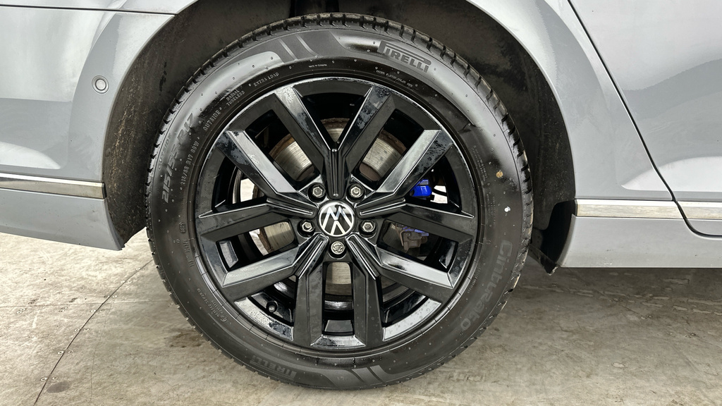 Volkswagen Passat Tdi Evo Sel Estate Black #29