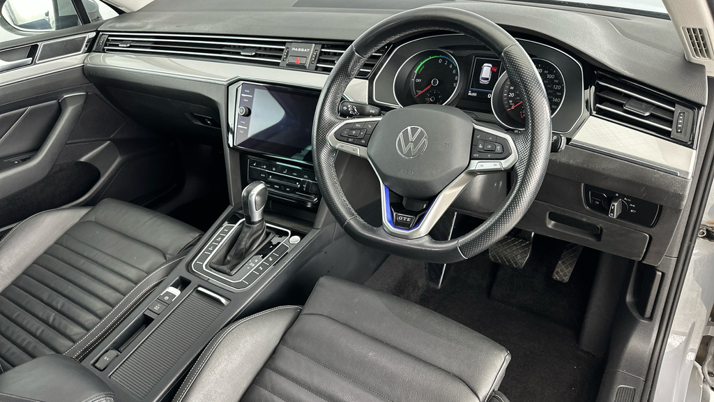 Volkswagen Passat Tdi Evo Sel Estate Black #9