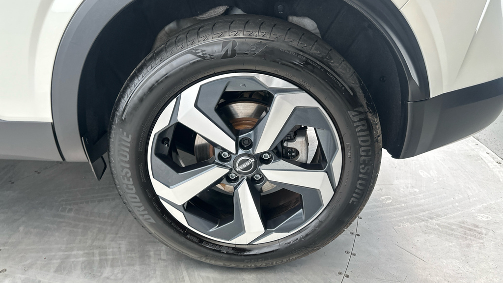 Nissan Qashqai 1.5 E-power Acenta Premium Silver #26