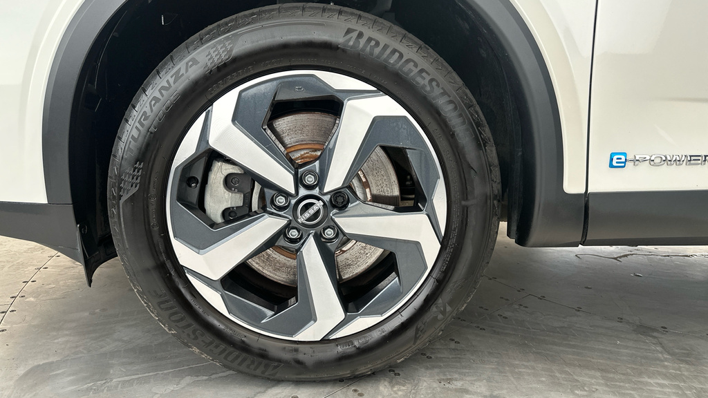 Nissan Qashqai 1.5 E-power Acenta Premium Silver #25