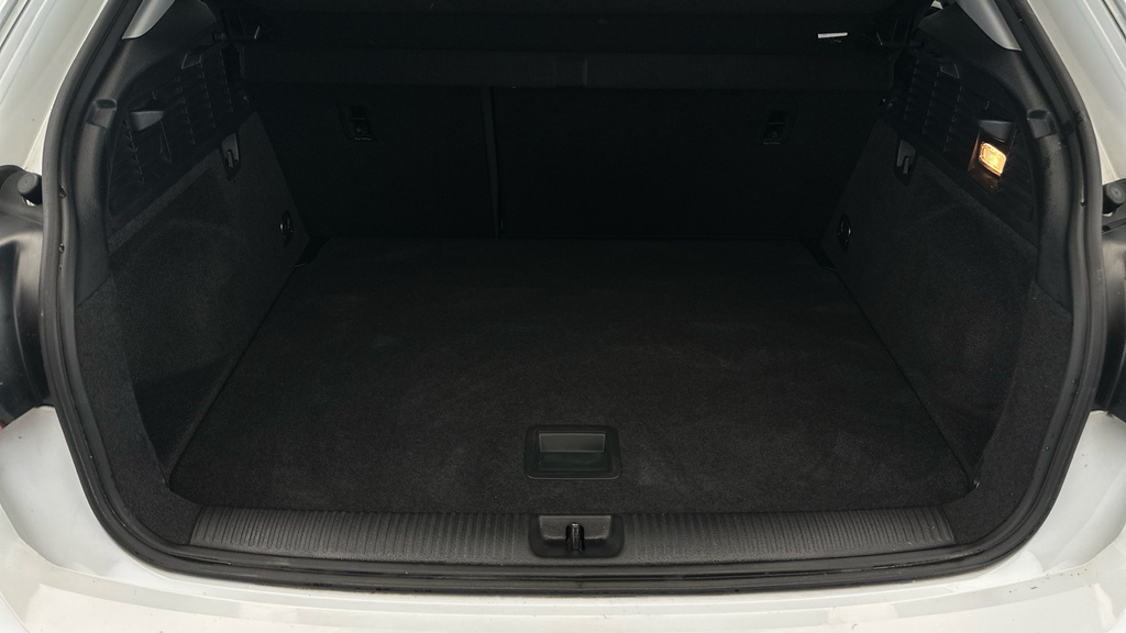 Audi Q2 1.6 Tdi 30 Black Edition Suv S Tronic Grey #23