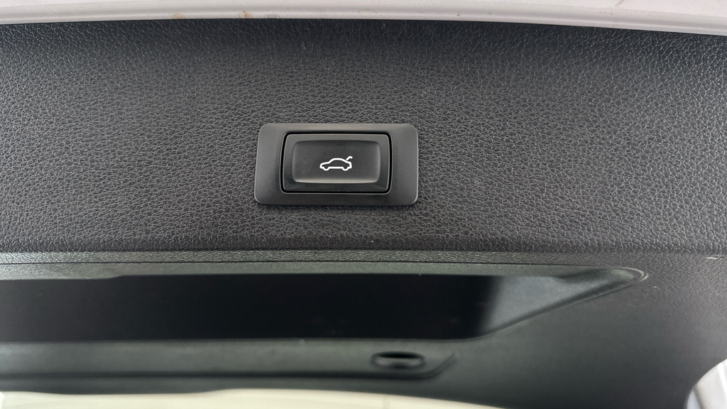 Audi Q2 1.6 Tdi 30 Black Edition Suv S Tronic Grey #5