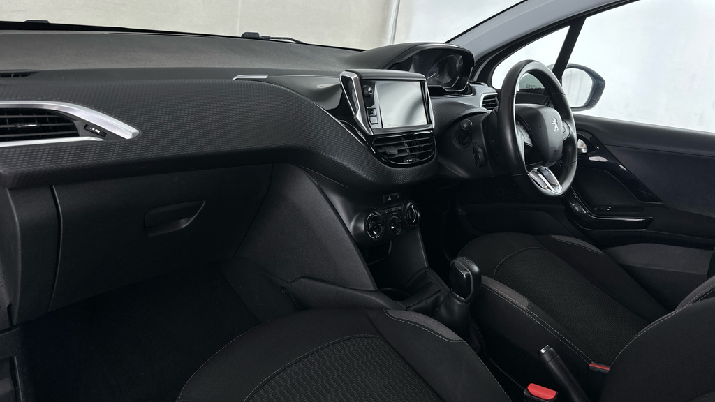 Peugeot 208 1.2 Puretech 82 Allure Grey #10