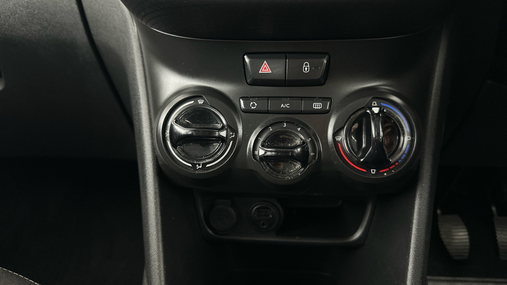 Peugeot 208 1.2 Puretech 82 Allure Grey #14