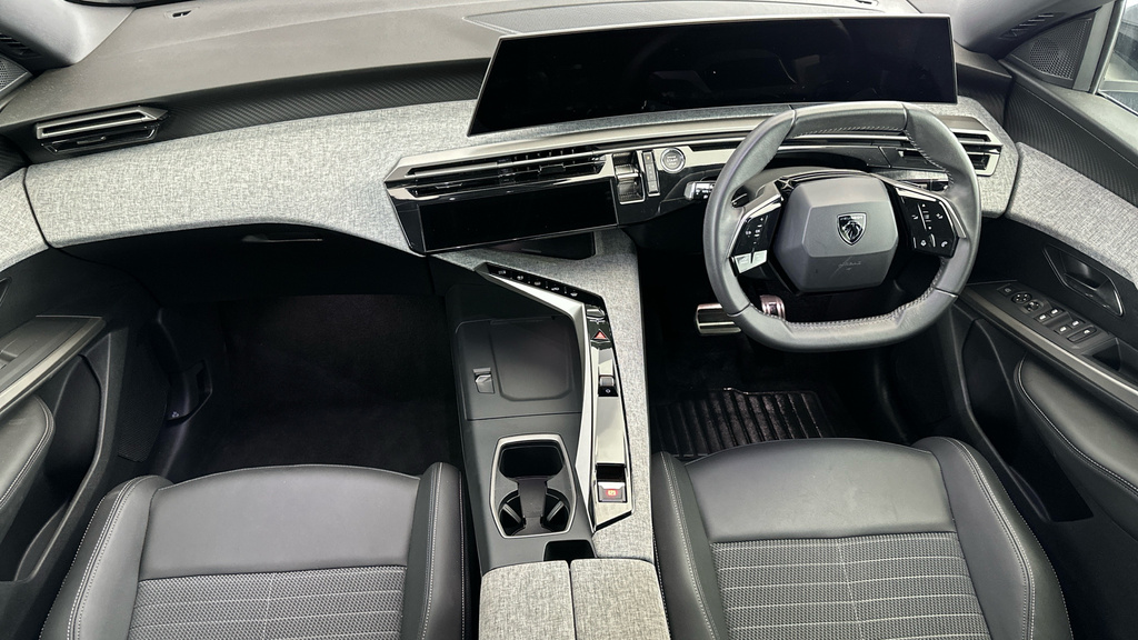 Peugeot 3008 Gt Black #16