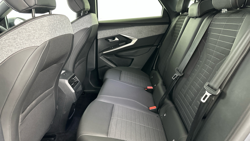 Peugeot 3008 Gt Black #25
