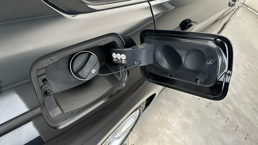 BMW 4 Series Gran Coupe 2L M Sport Black #26