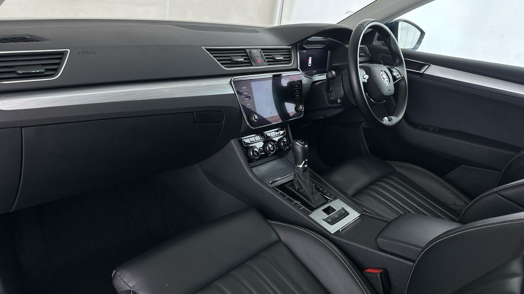 Skoda Superb 2.0 Tdi Cr Se Dsg Silver #13