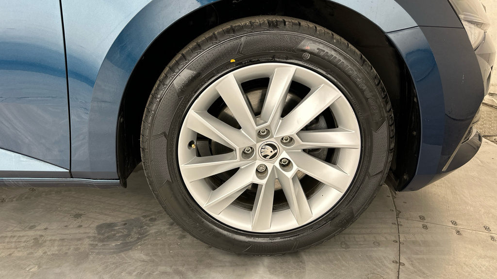 Skoda Superb 2.0 Tdi Cr Se Dsg Silver #28