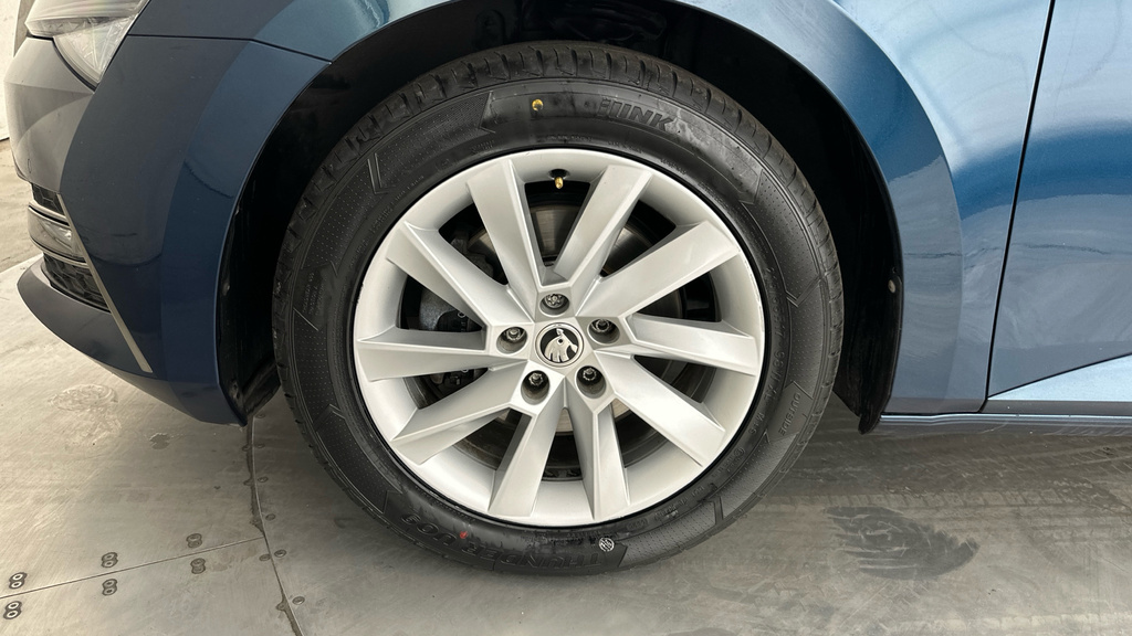 Skoda Superb 2.0 Tdi Cr Se Dsg Silver #25