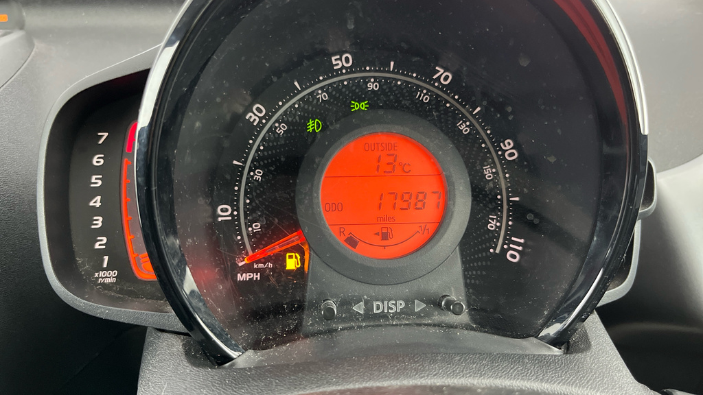 Toyota Aygo X X-trend Silver #21