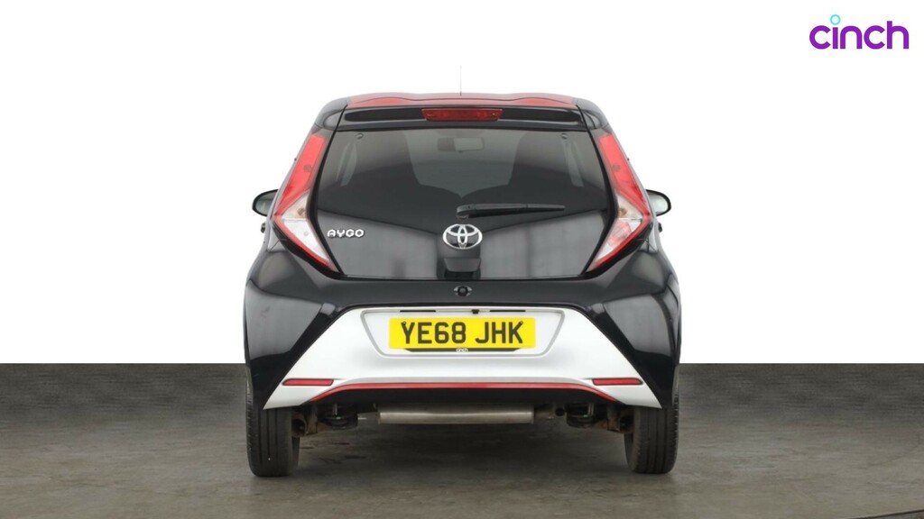 Toyota Aygo X X-trend Silver #4