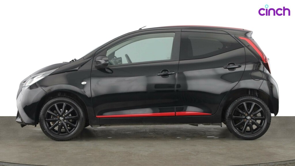 Toyota Aygo X X-trend Silver #6