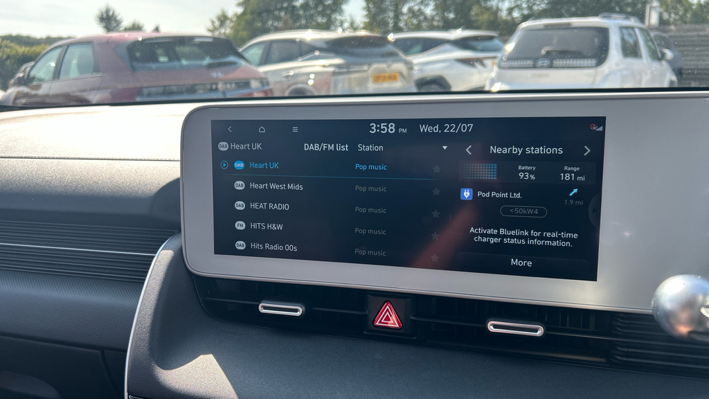Hyundai Ioniq 5 Premium White #35