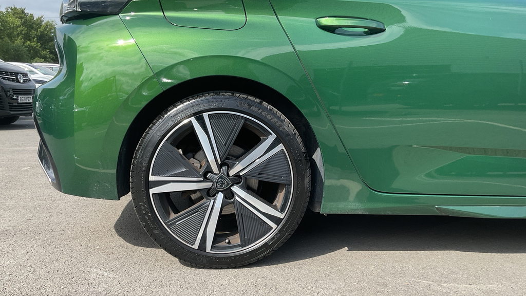 Peugeot 308 1.2 Puretech Gt Eat8 Black #24