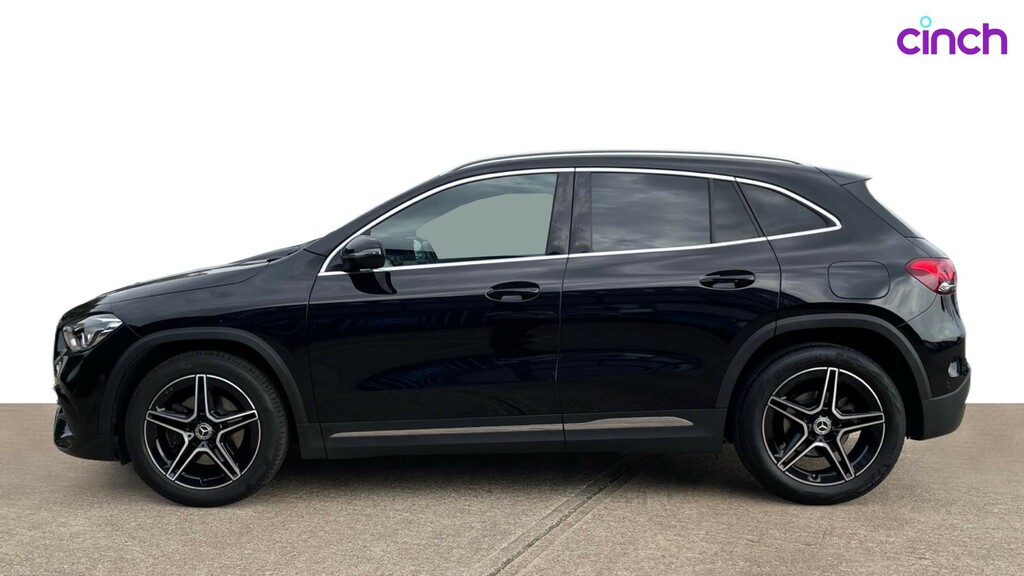 Mercedes-Benz GLA Class Gla 220D 4Matic Amg Line Premium Plus White #8