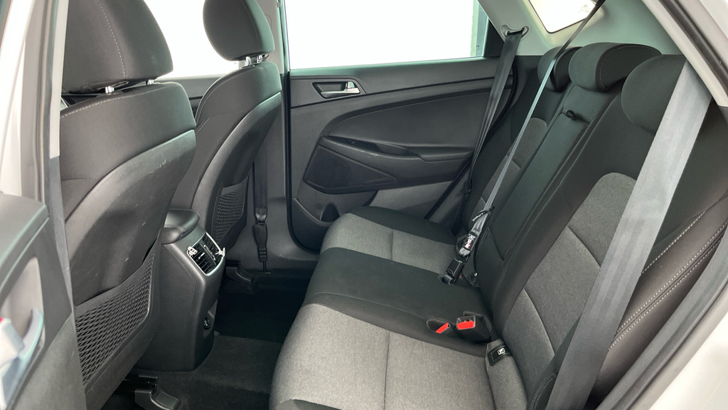 Hyundai Tucson 1.6 Gdi Se Nav 2Wd Grey #18