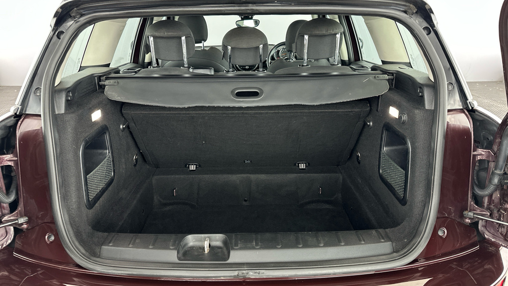 Mini Clubman 1.5 One 6Dr Red #19