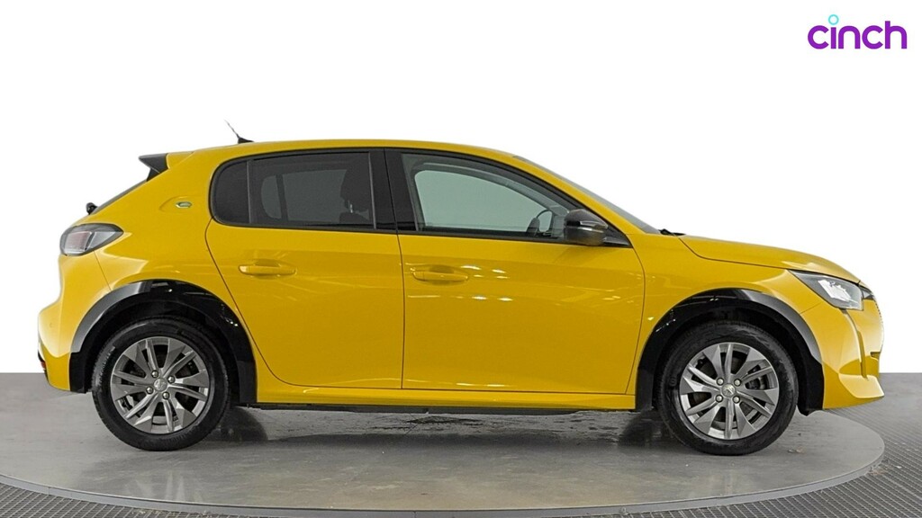 Peugeot e-208 E-208 Gt Premium 100Kw 50Kwh Red #2