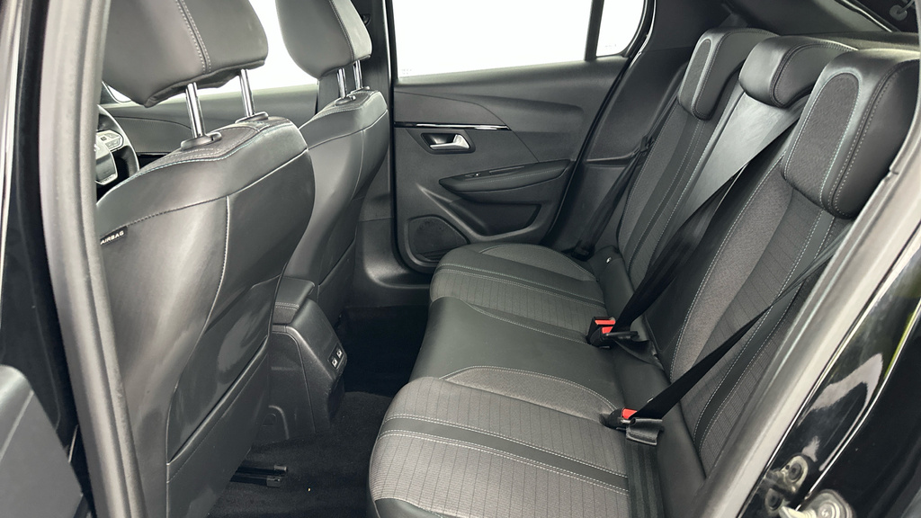 Peugeot 208 208 Allure Puretech Ss Black #18