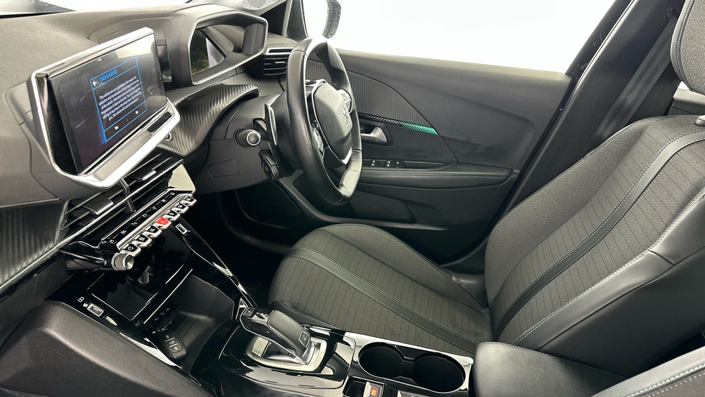 Peugeot 208 208 Allure Puretech Ss Black #28