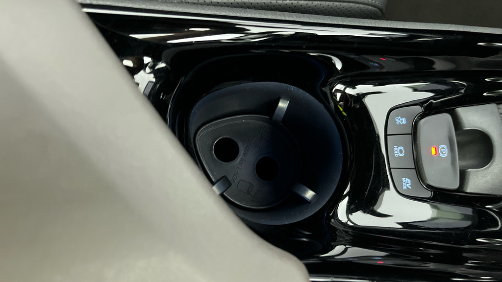 Toyota C-Hr Suv White #12