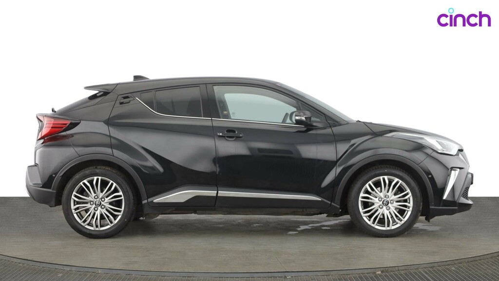 Toyota C-Hr Suv White #2