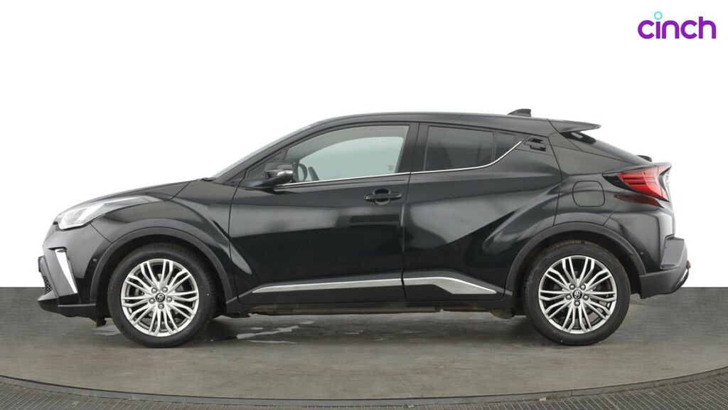 Toyota C-Hr Suv White #6