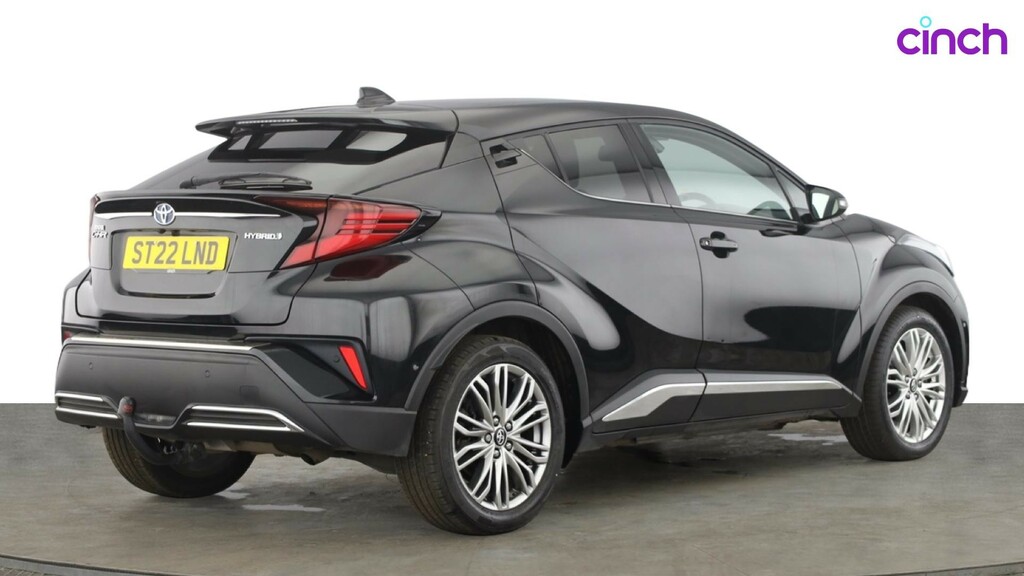 Toyota C-Hr Suv White #3