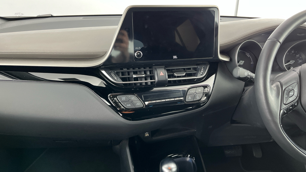 Toyota C-Hr Suv White #20