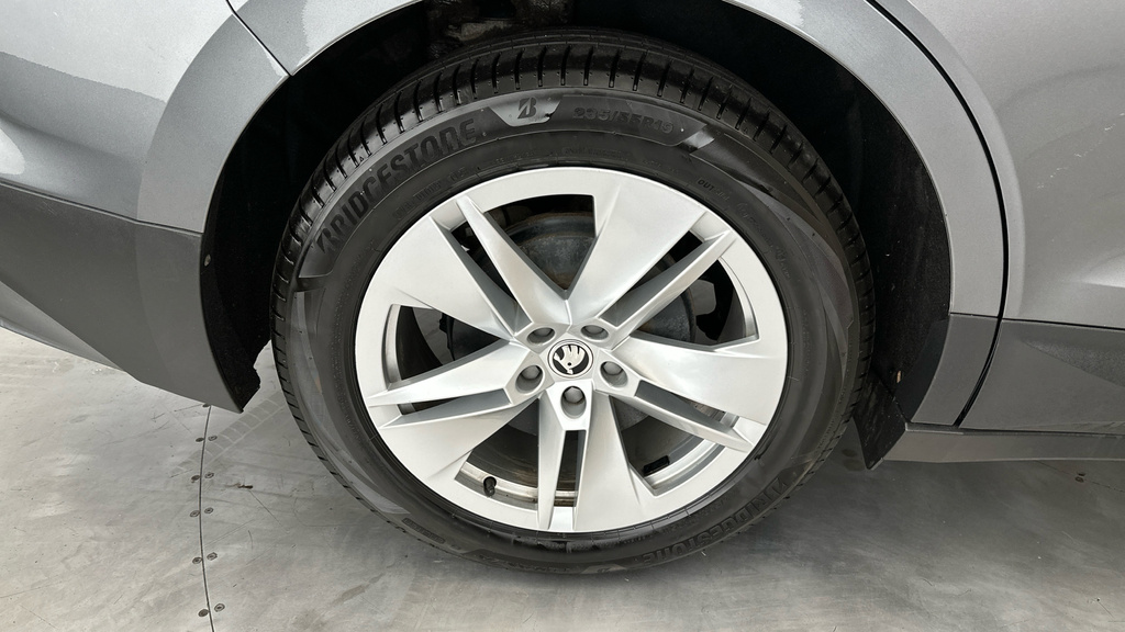 Skoda ENYAQ 80 Ecosuite Grey #26