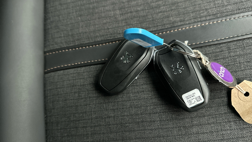 Peugeot 3008 Ss Allure Blue #30