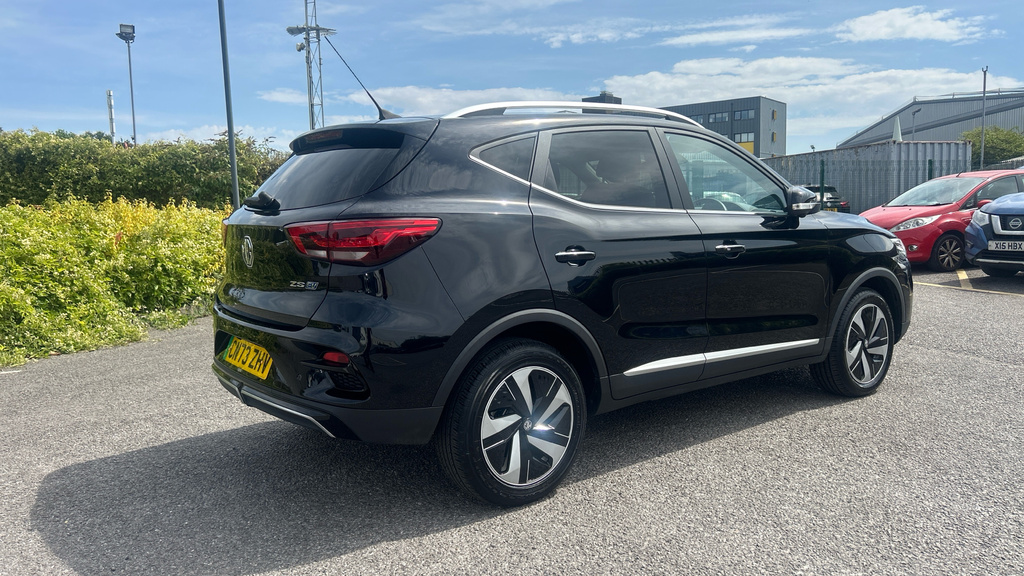 MG ZS 1.5 Vti-tech Exclusive Suv Euro Silver #3